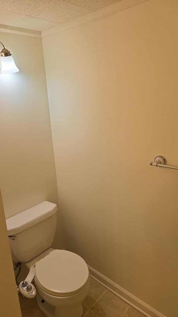 Shippensburg Apartment: 134-136 S Gettle Ave