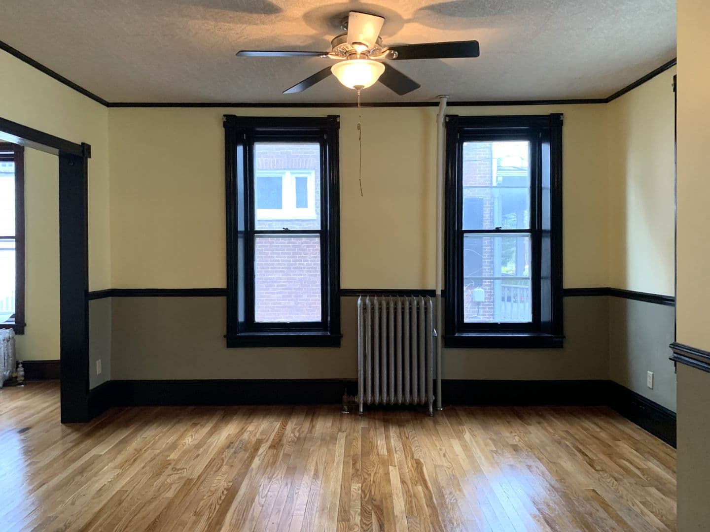 Shippensburg House: 218 N Prince St