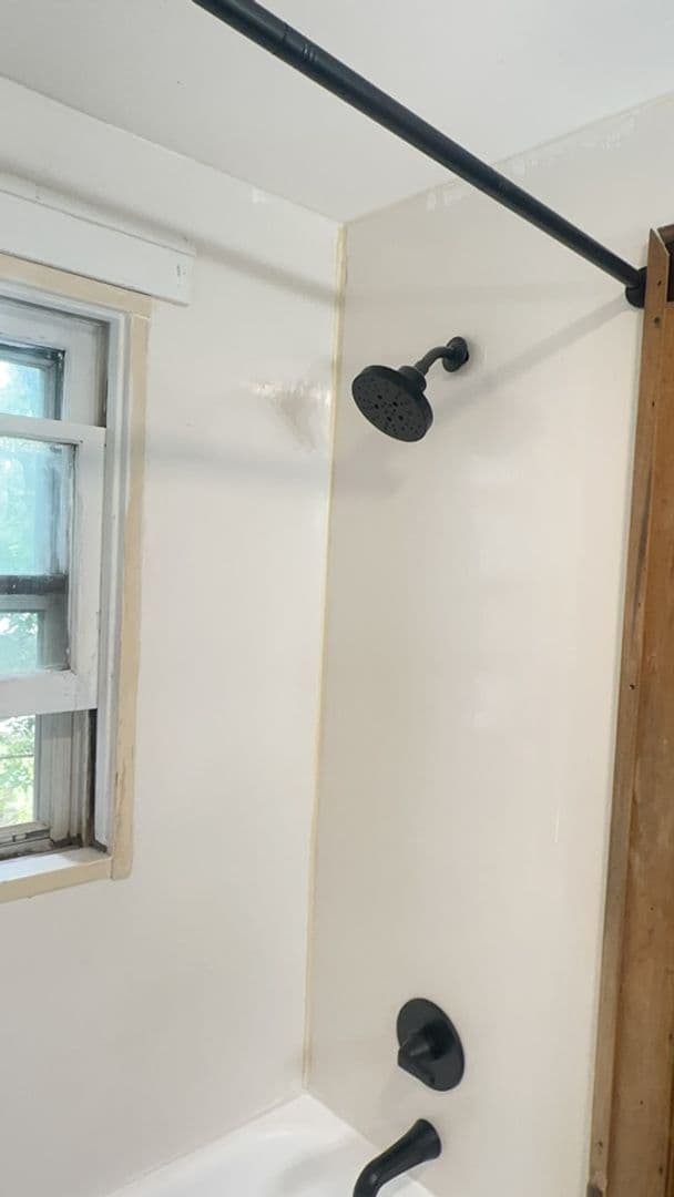 Greencastle Apartment: 138 S Carlisle St