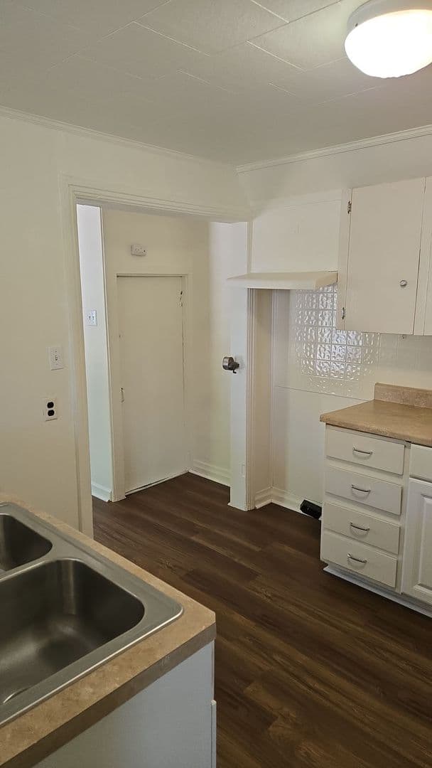 Shippensburg Apartment: 134-136 S Gettle Ave