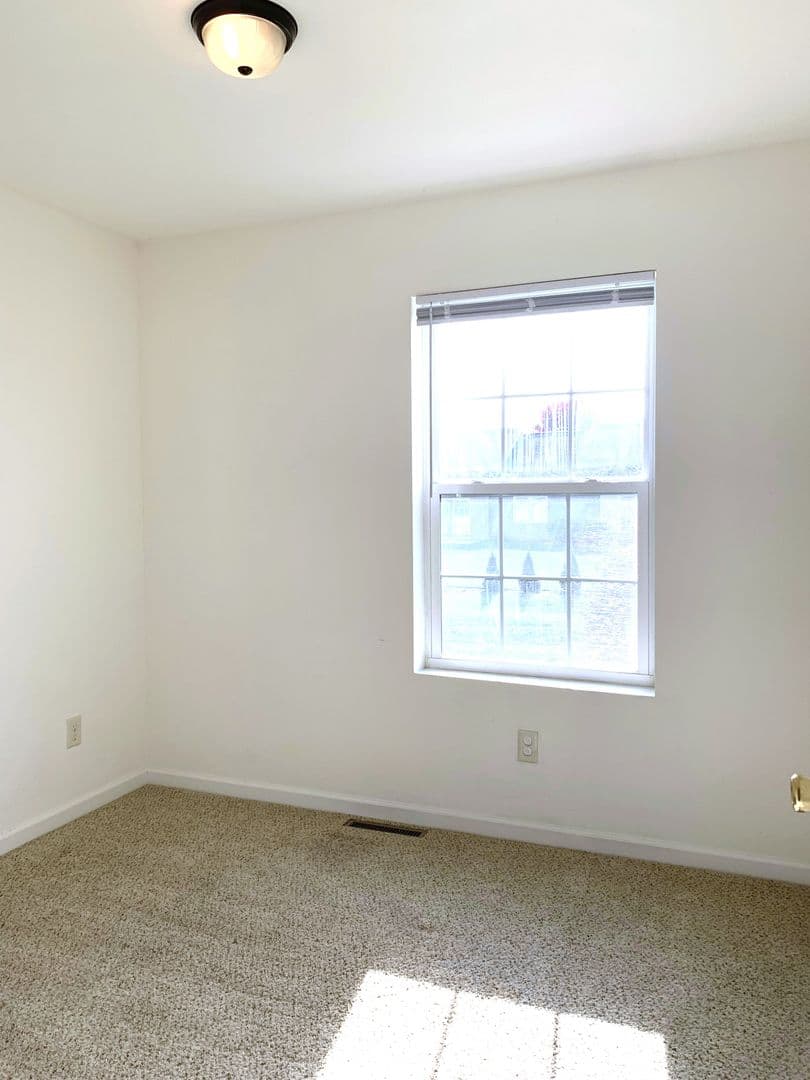 Chambersburg Apartment: 382-396 Lantern Ln