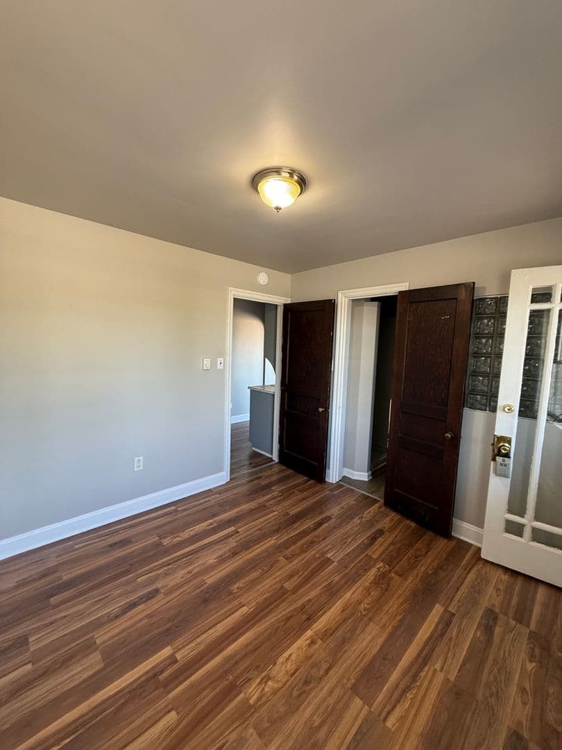 Chambersburg Apartment: 800 S 4th St
