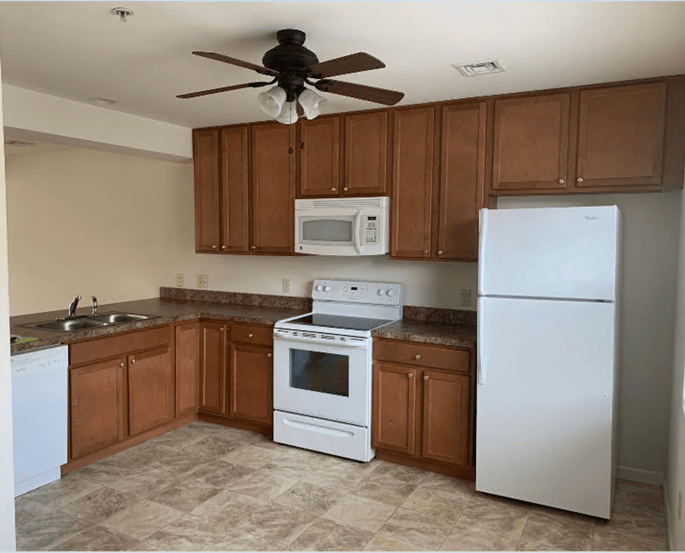 Chambersburg Apartment: 442-456 Lantern Ln