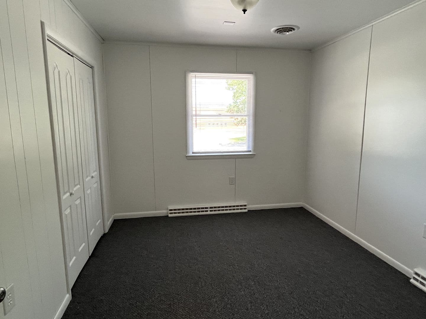 Fayetteville Apartment: 5075 Lincoln Way E