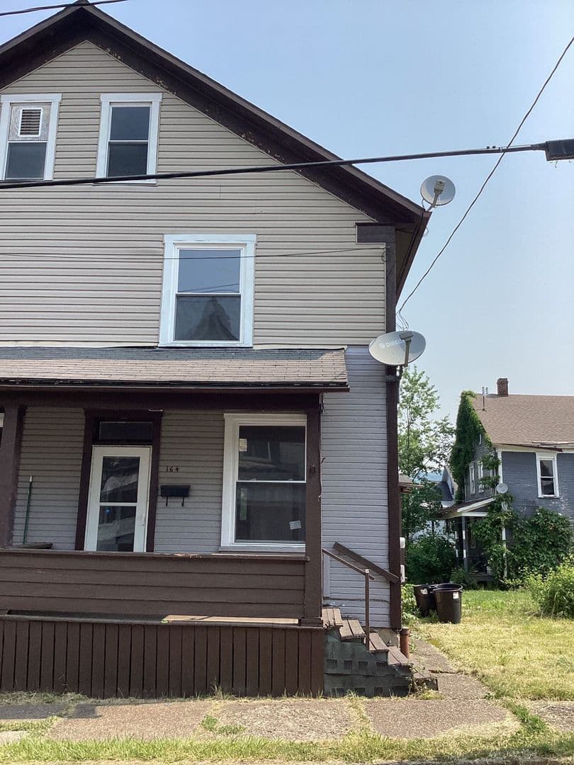 Johnstown Apartment: 162 Jacob Street