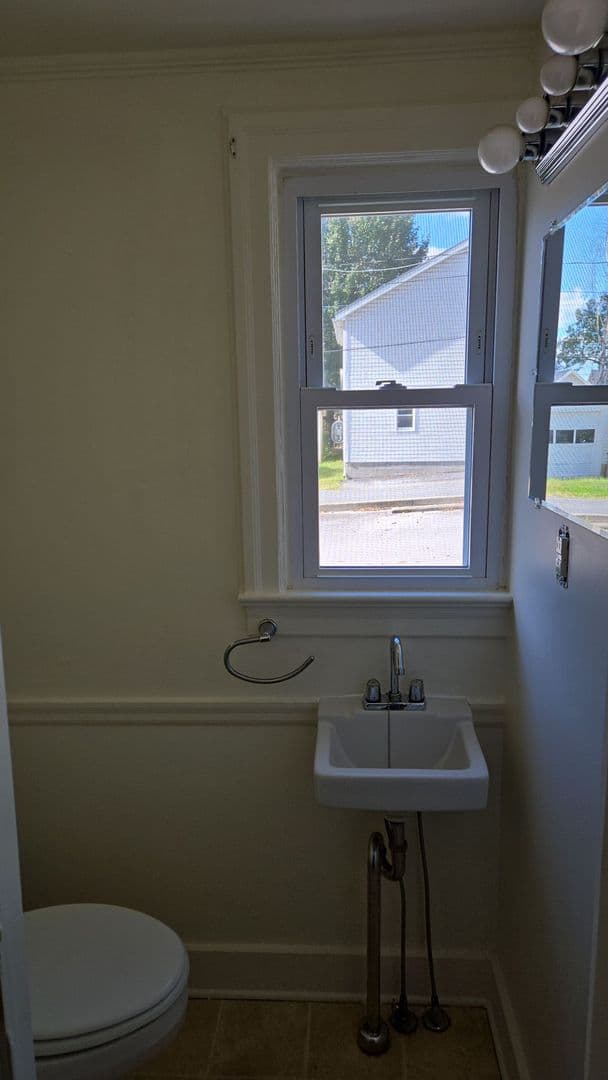 Shippensburg Apartment: 134-136 S Gettle Ave