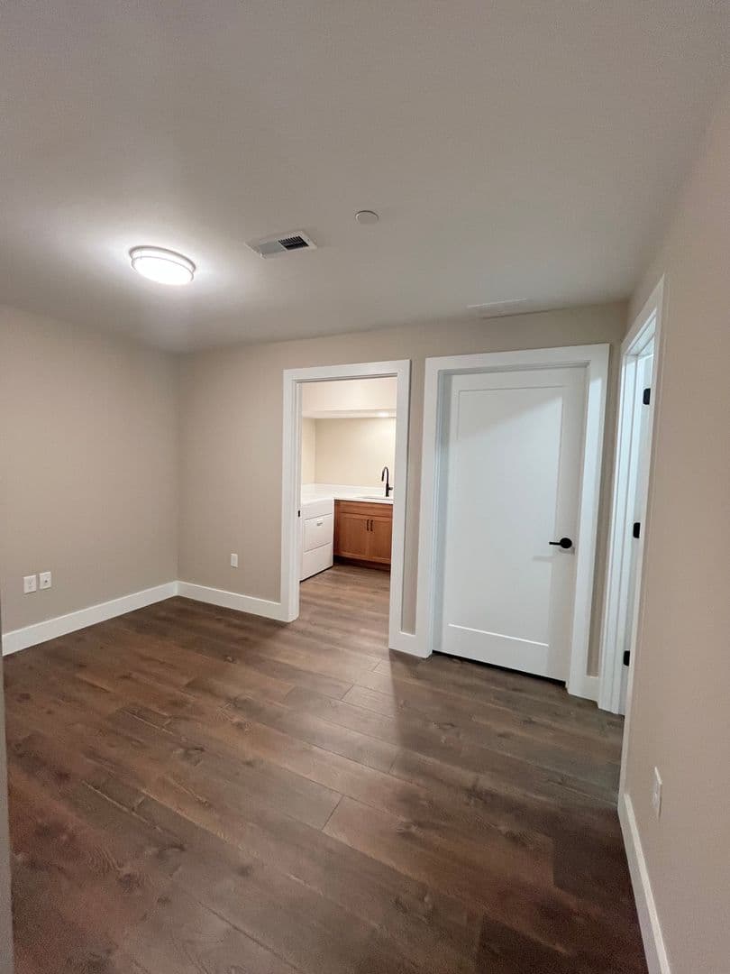 Waynesboro Apartment: 13-23 Philadelphia Ave