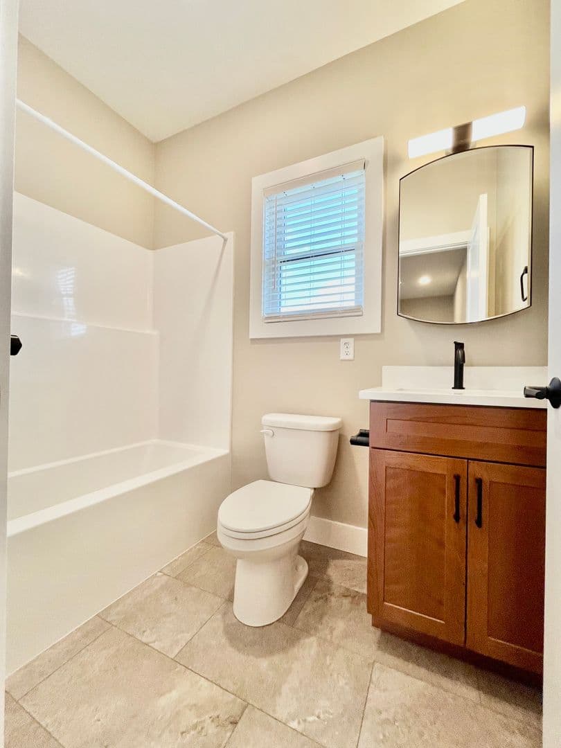 Waynesboro Apartment: 13-23 Philadelphia Ave