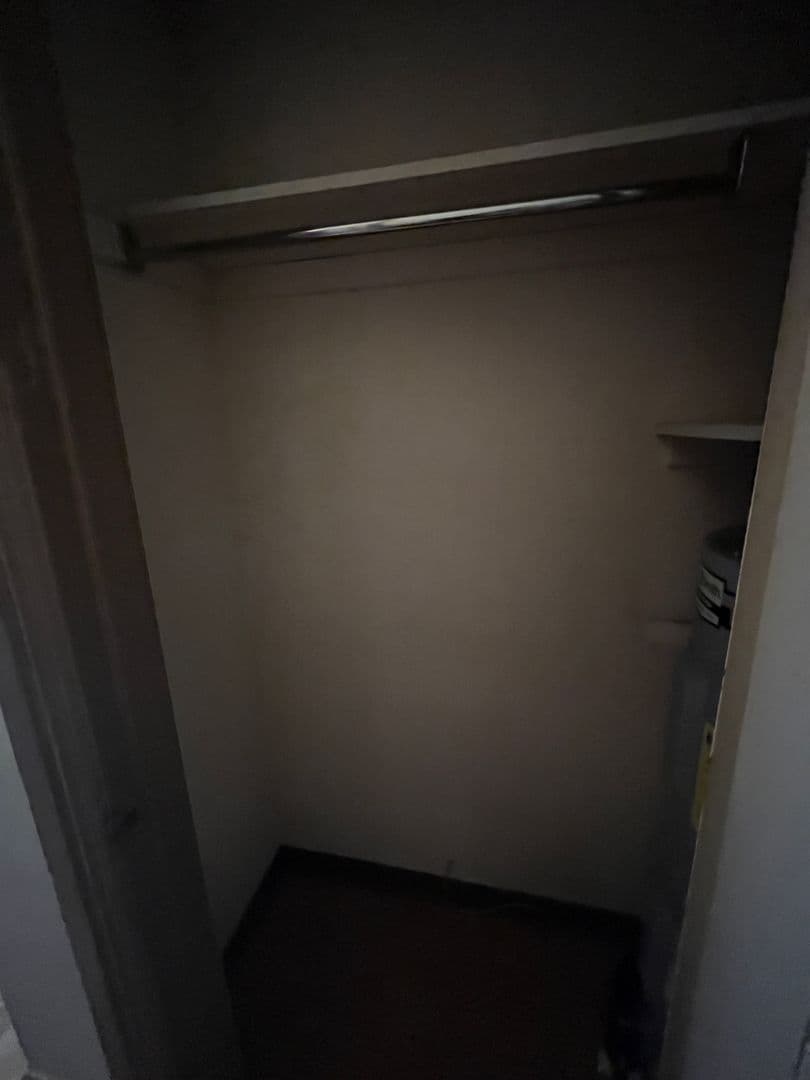 Chambersburg Apartment: 127 Lincoln Way W