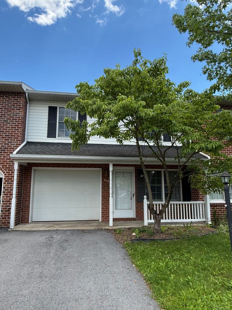 Chambersburg Townhome: 114 Minnich Rd