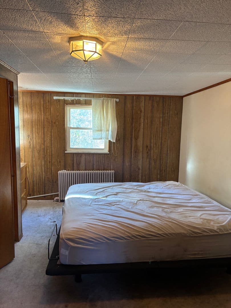 Johnstown House: 216 Leon st