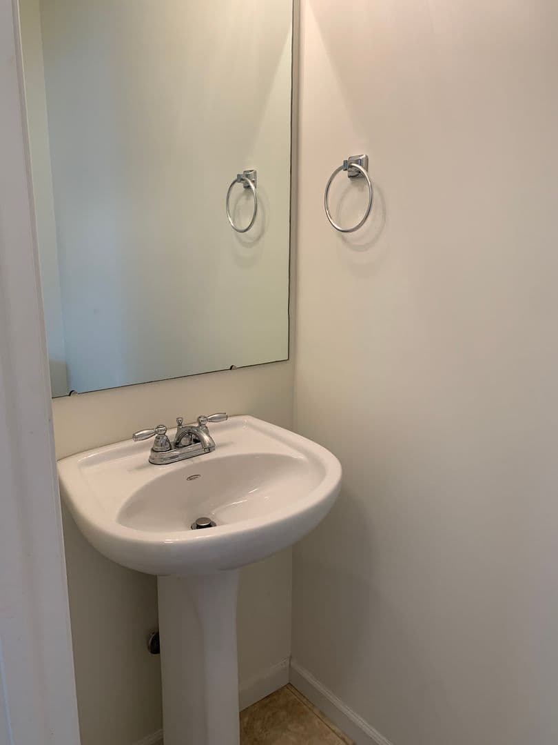 Chambersburg Apartment: 391-405 Lantern Ln