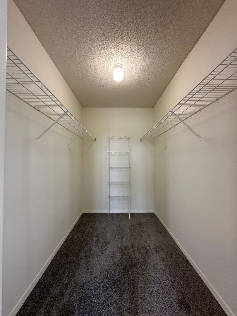 Horn Lake Apartment: 4375 Highway 51 North