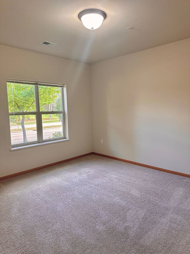 Monona Apartment: 5001 Monona Drive
