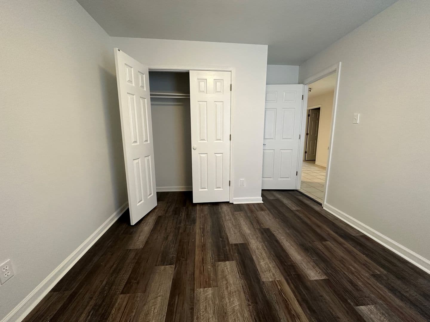 Hernando Apartment: 284 Fountain Lane