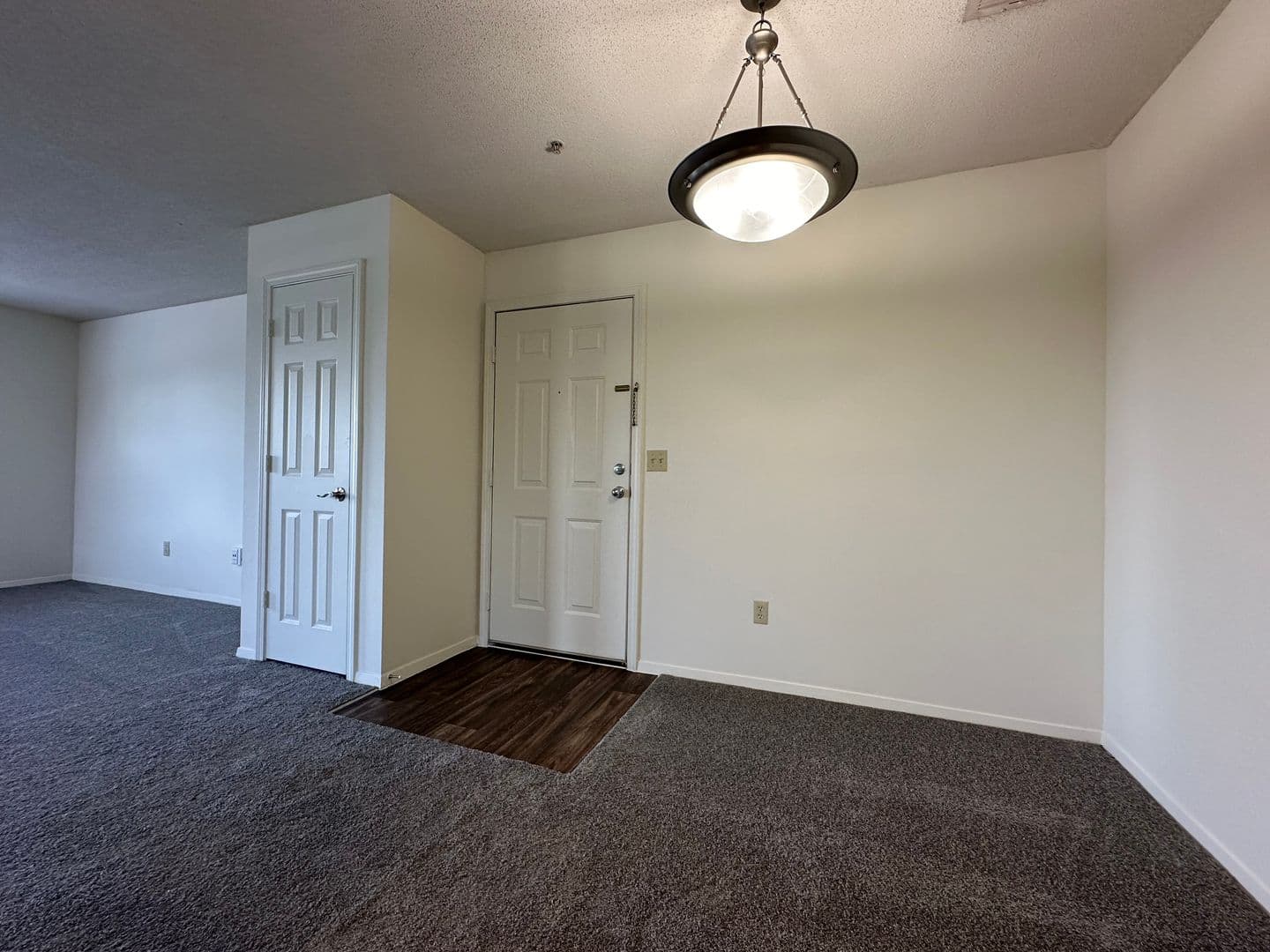 Horn Lake Apartment: 4375 Highway 51 North