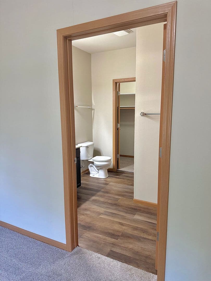 Monona Apartment: 5001 Monona Drive