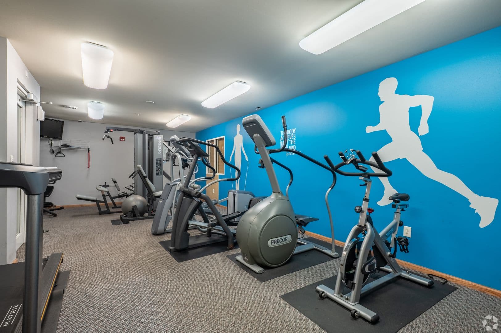 Madison Apartment: 925 Harrington Dr