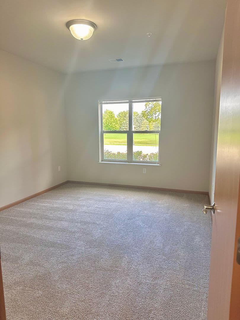 Monona Apartment: 5001 Monona Drive