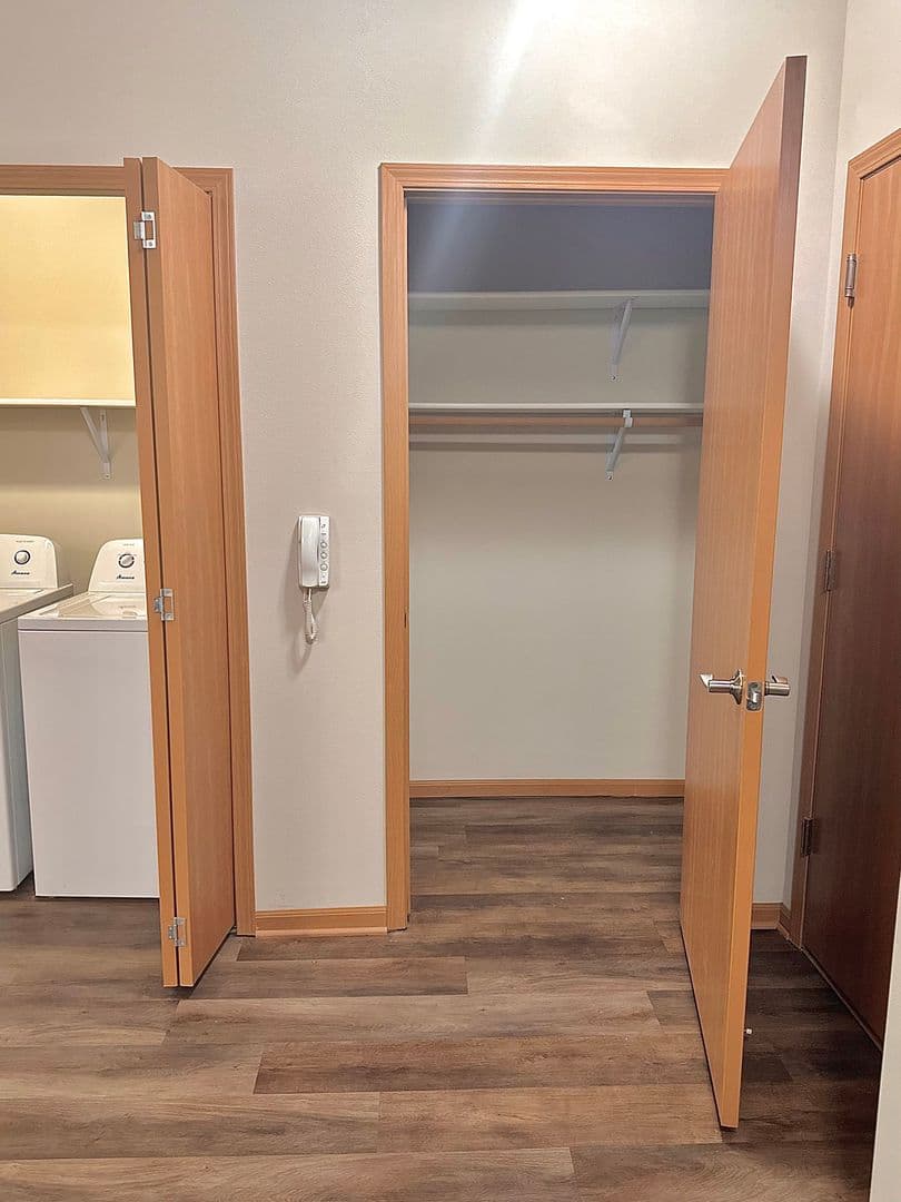 Monona Apartment: 5001 Monona Drive