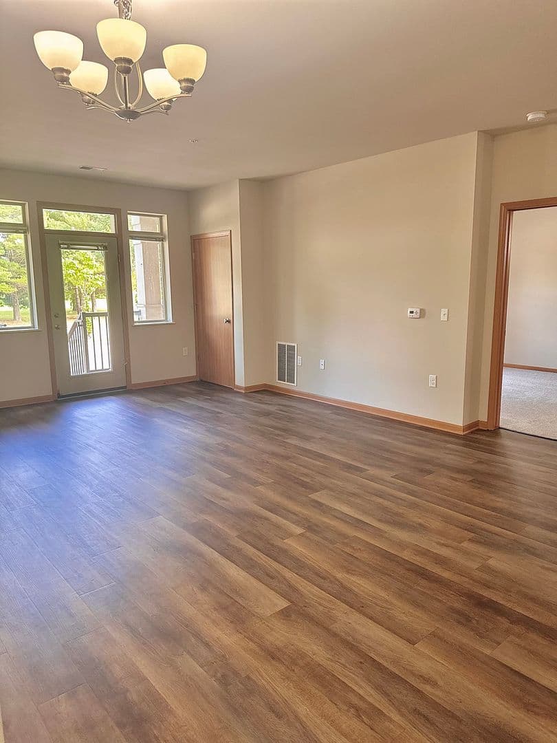 Monona Apartment: 5001 Monona Drive