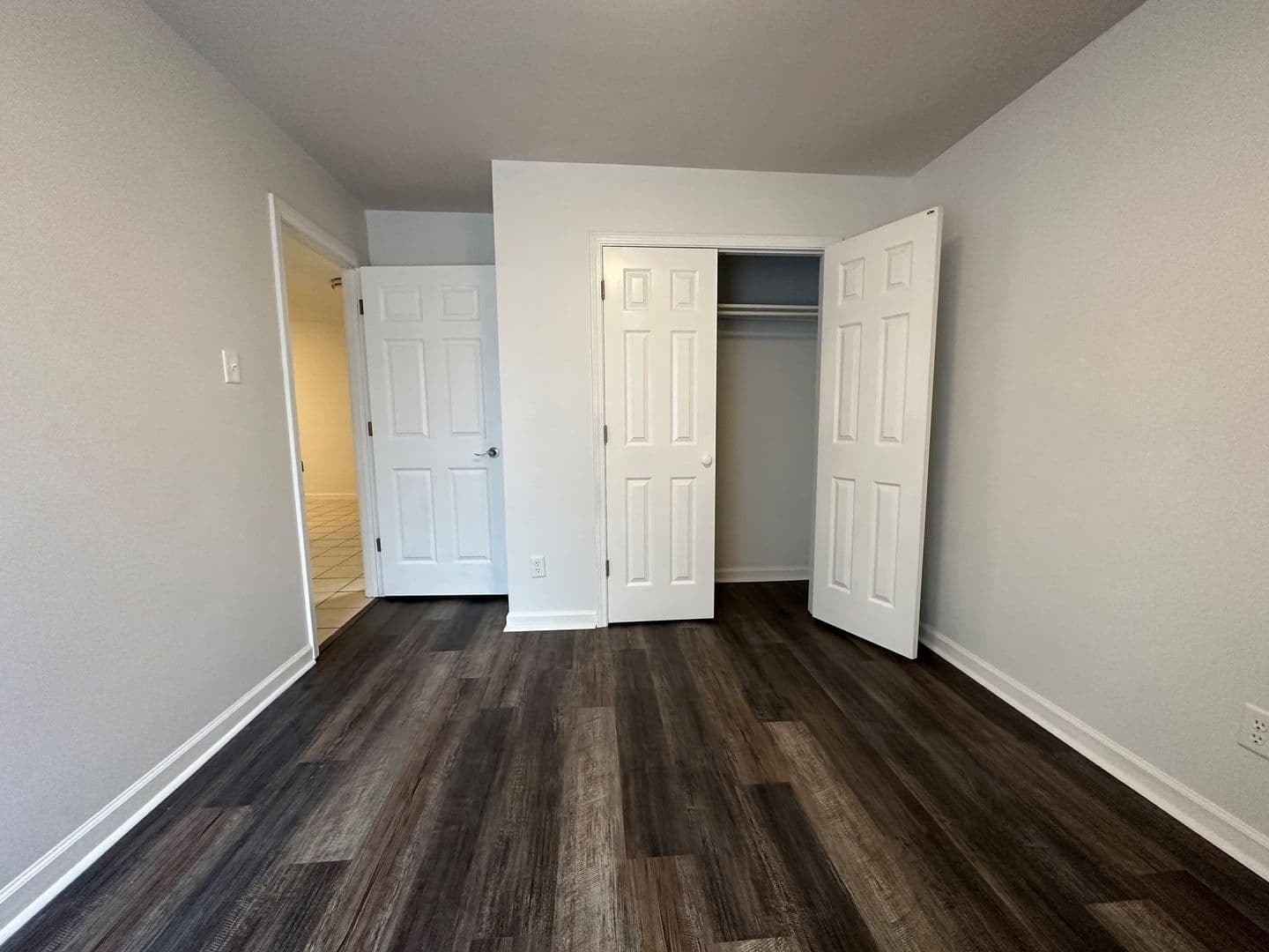 Hernando Apartment: 284 Fountain Lane