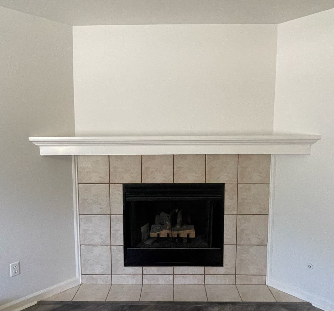 Hernando Apartment: 284 Fountain Lane
