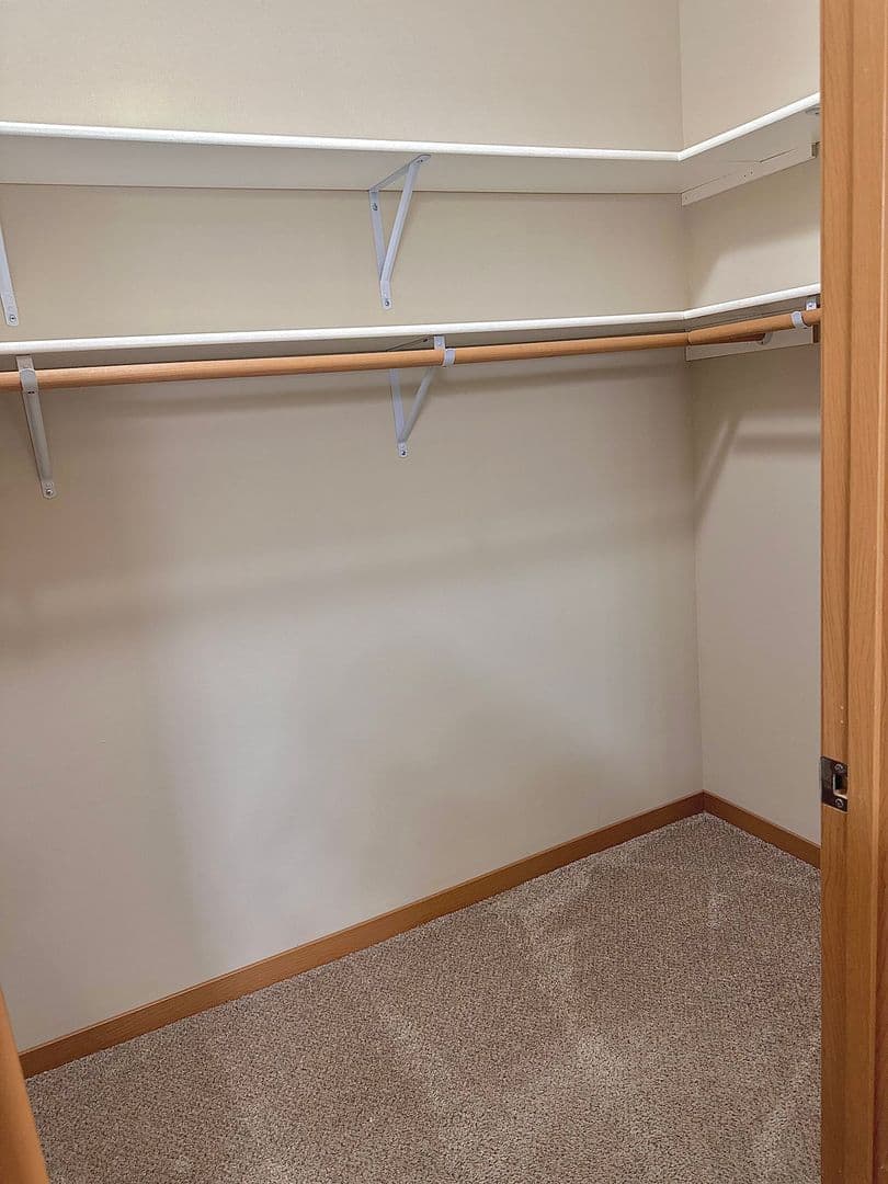 Monona Apartment: 5001 Monona Drive