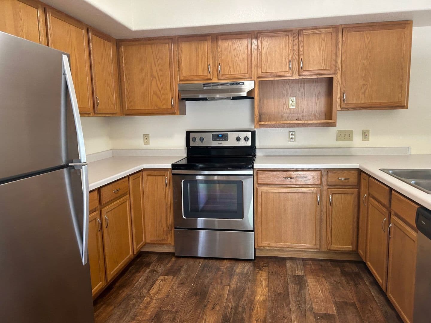 Madison Apartment: 5440 Congress Ave
