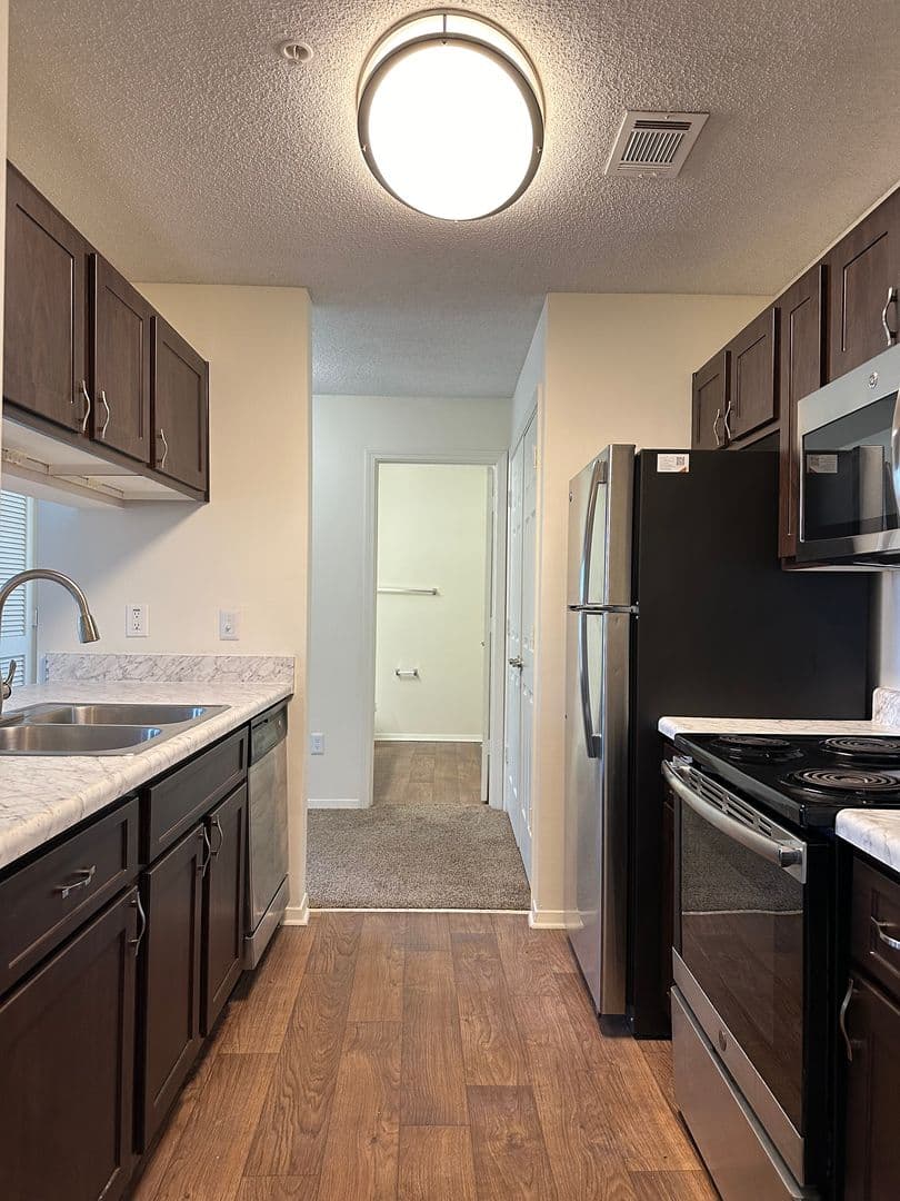 Horn Lake Apartment: 4375 Highway 51 North