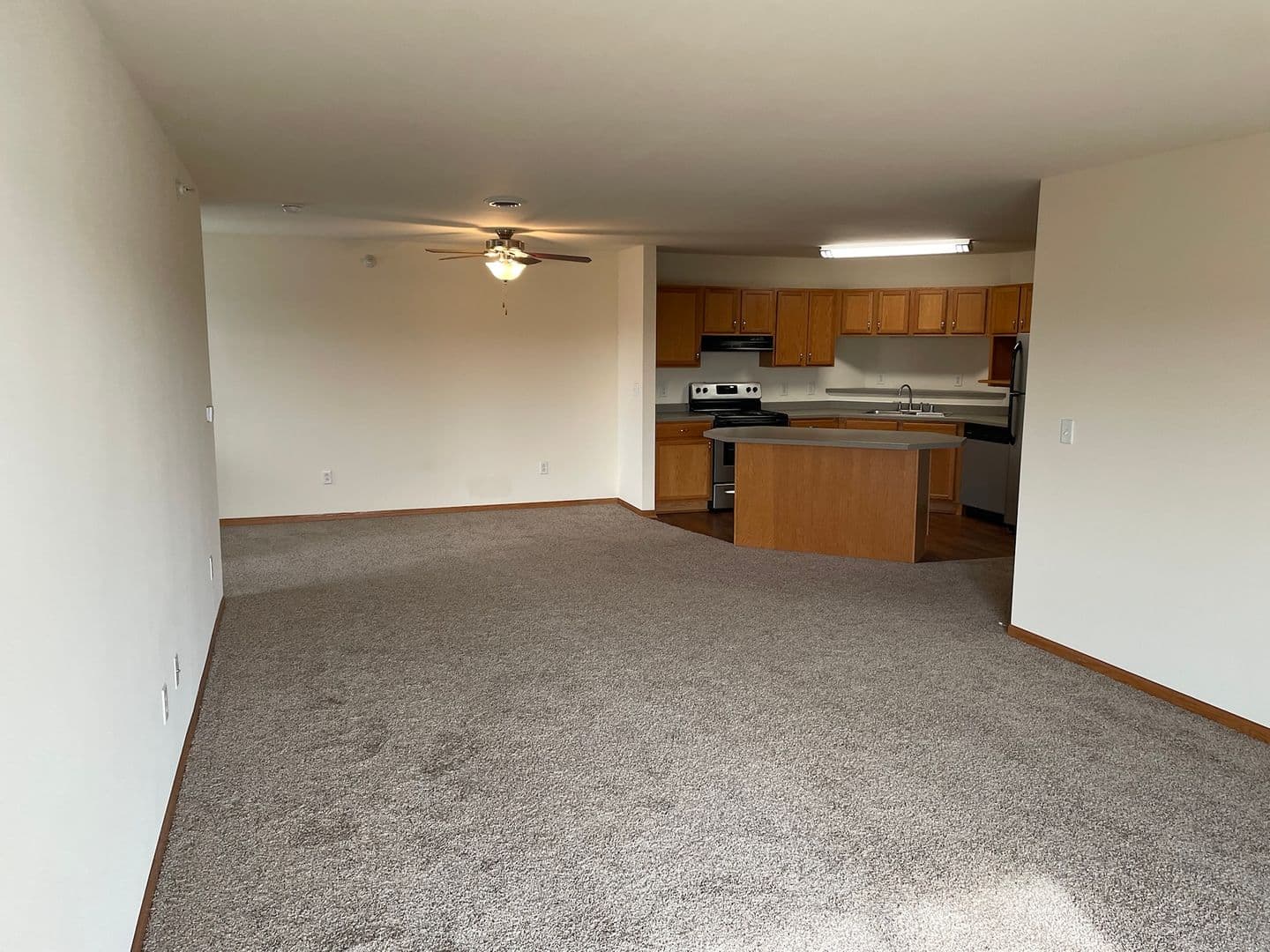 Madison Apartment: 925 Harrington Dr