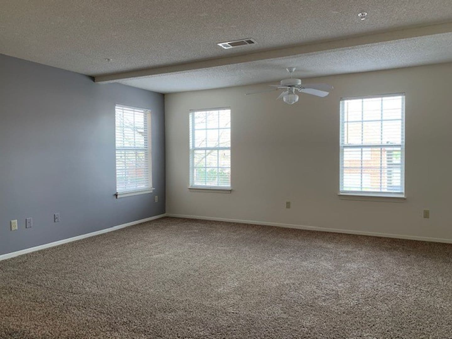 Horn Lake Apartment: 4375 Highway 51 North