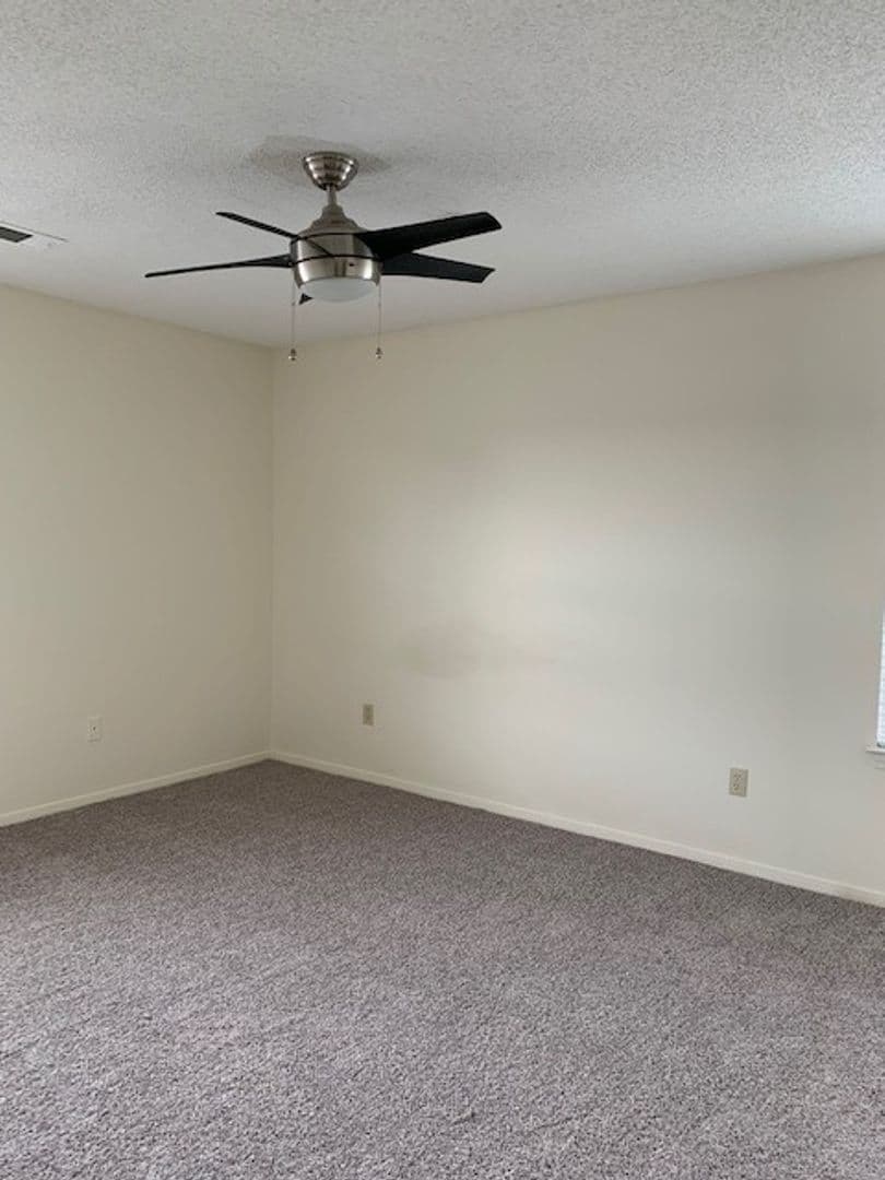 Horn Lake Apartment: 4375 Highway 51 North