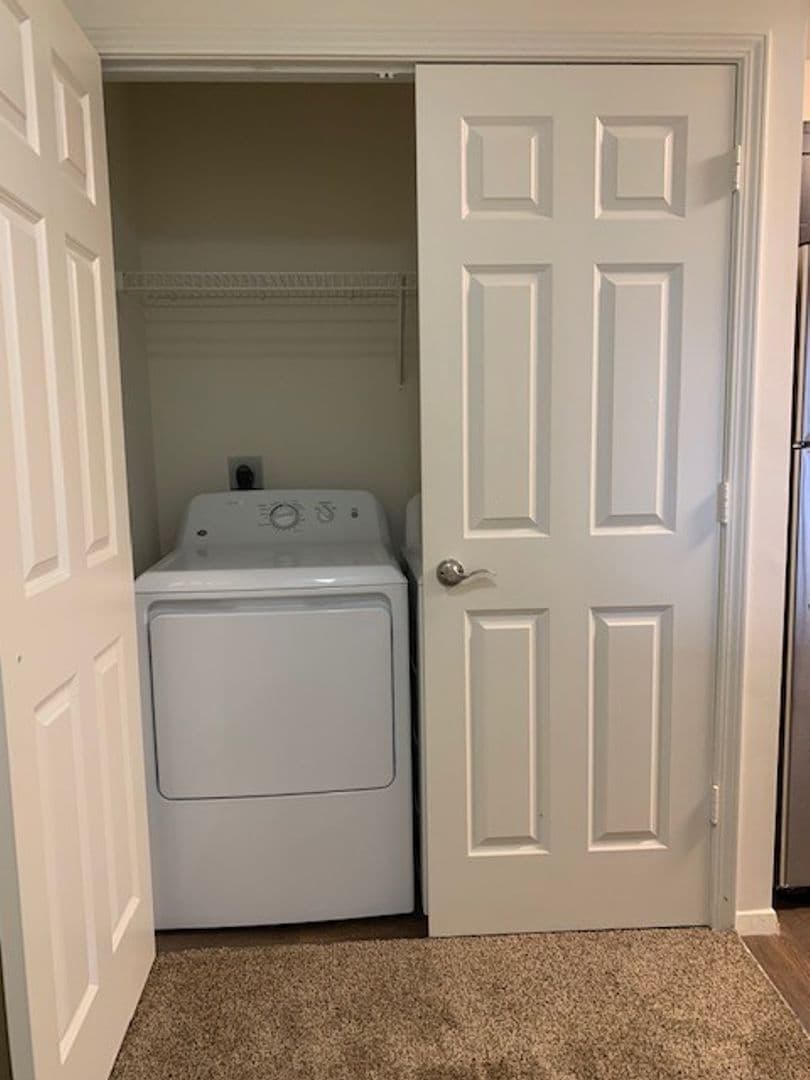Horn Lake Apartment: 4375 Highway 51 North
