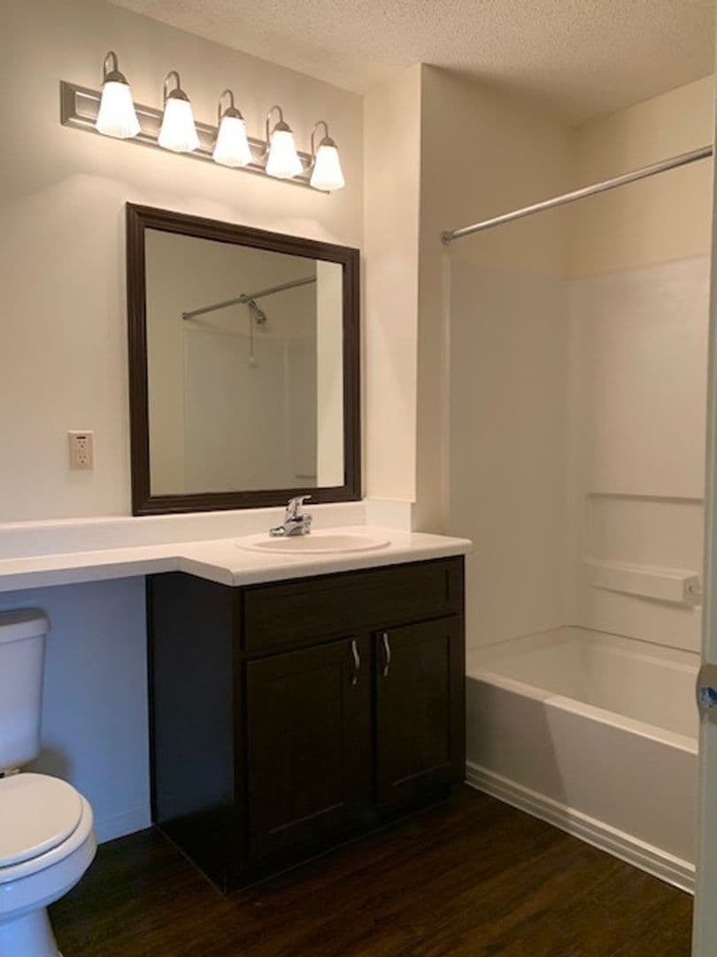 Horn Lake Apartment: 4375 Highway 51 North