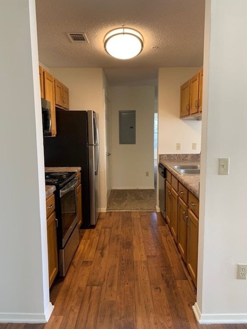 Horn Lake Apartment: 4375 Highway 51 North
