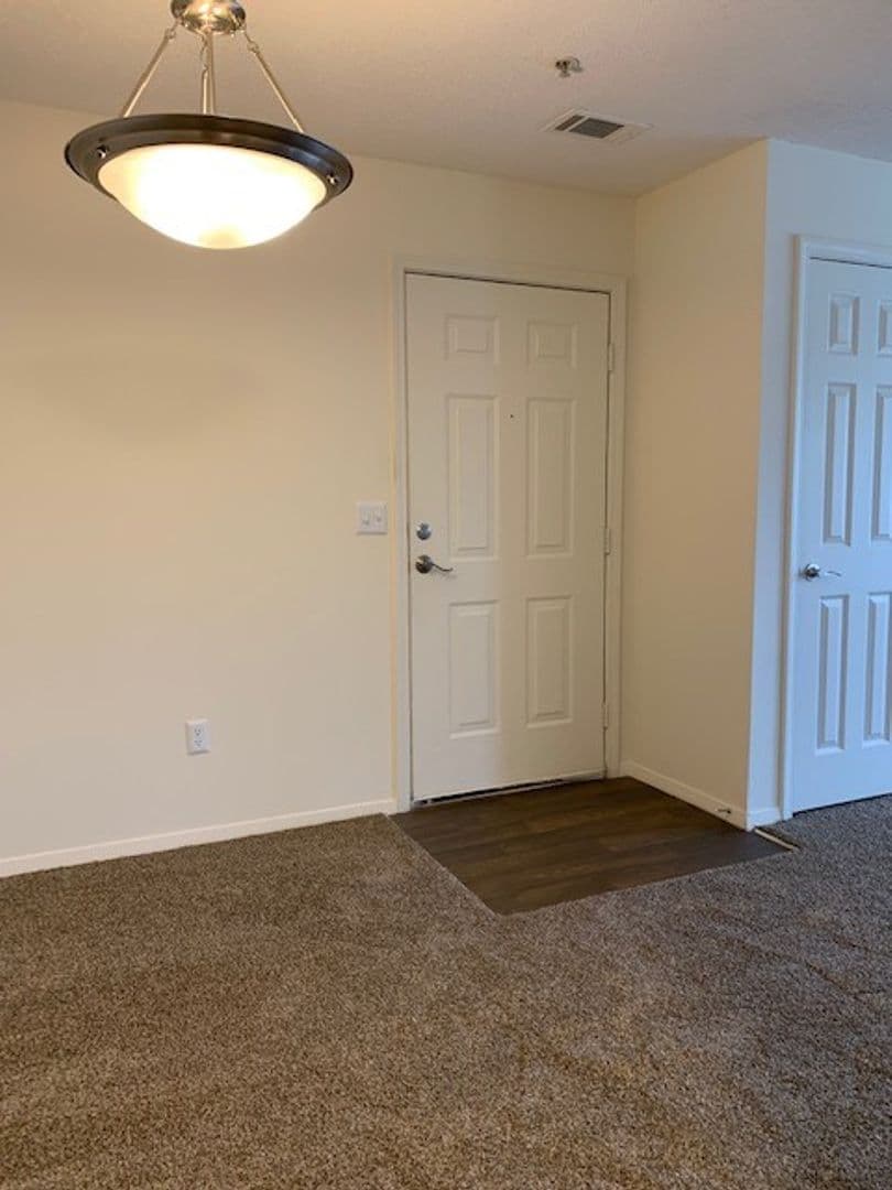 Horn Lake Apartment: 4375 Highway 51 North