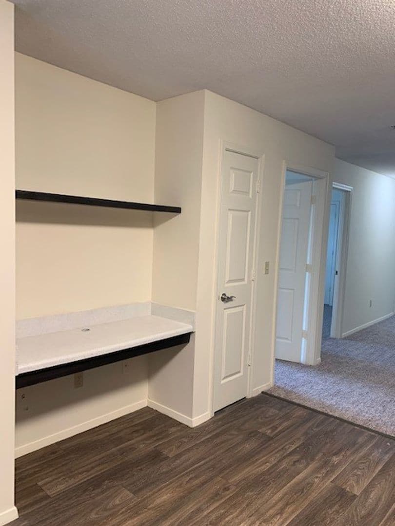 Horn Lake Apartment: 4375 Highway 51 North