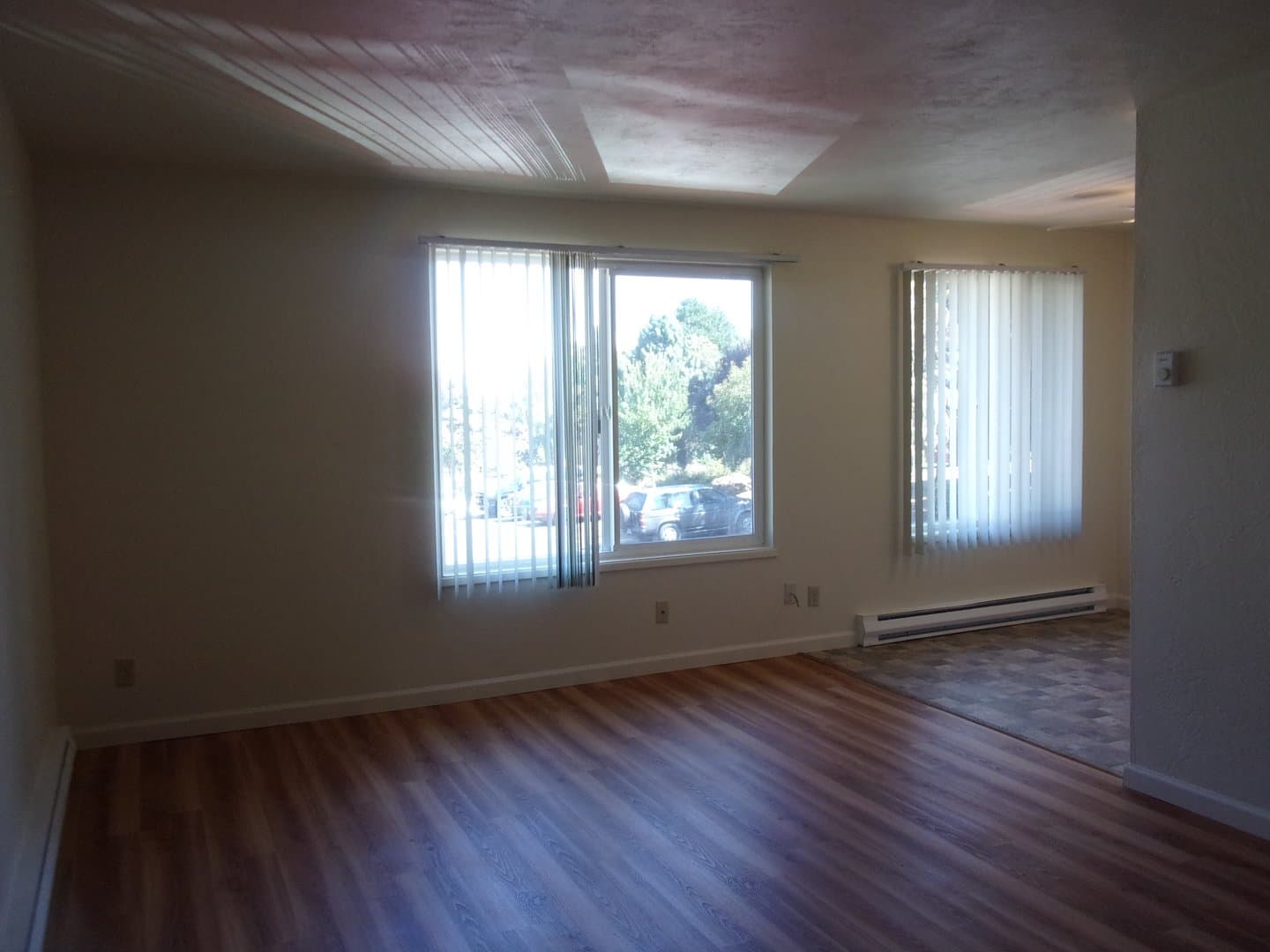 Salem Apartment: 1253 Royvonne Ave. SE