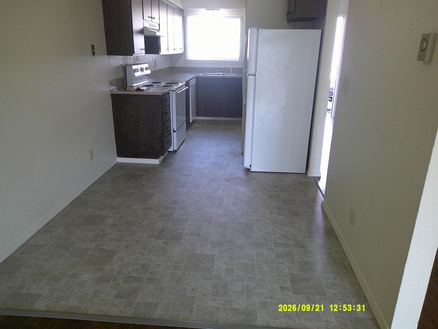Keizer Apartment: 1195 Clearview Avenue NE