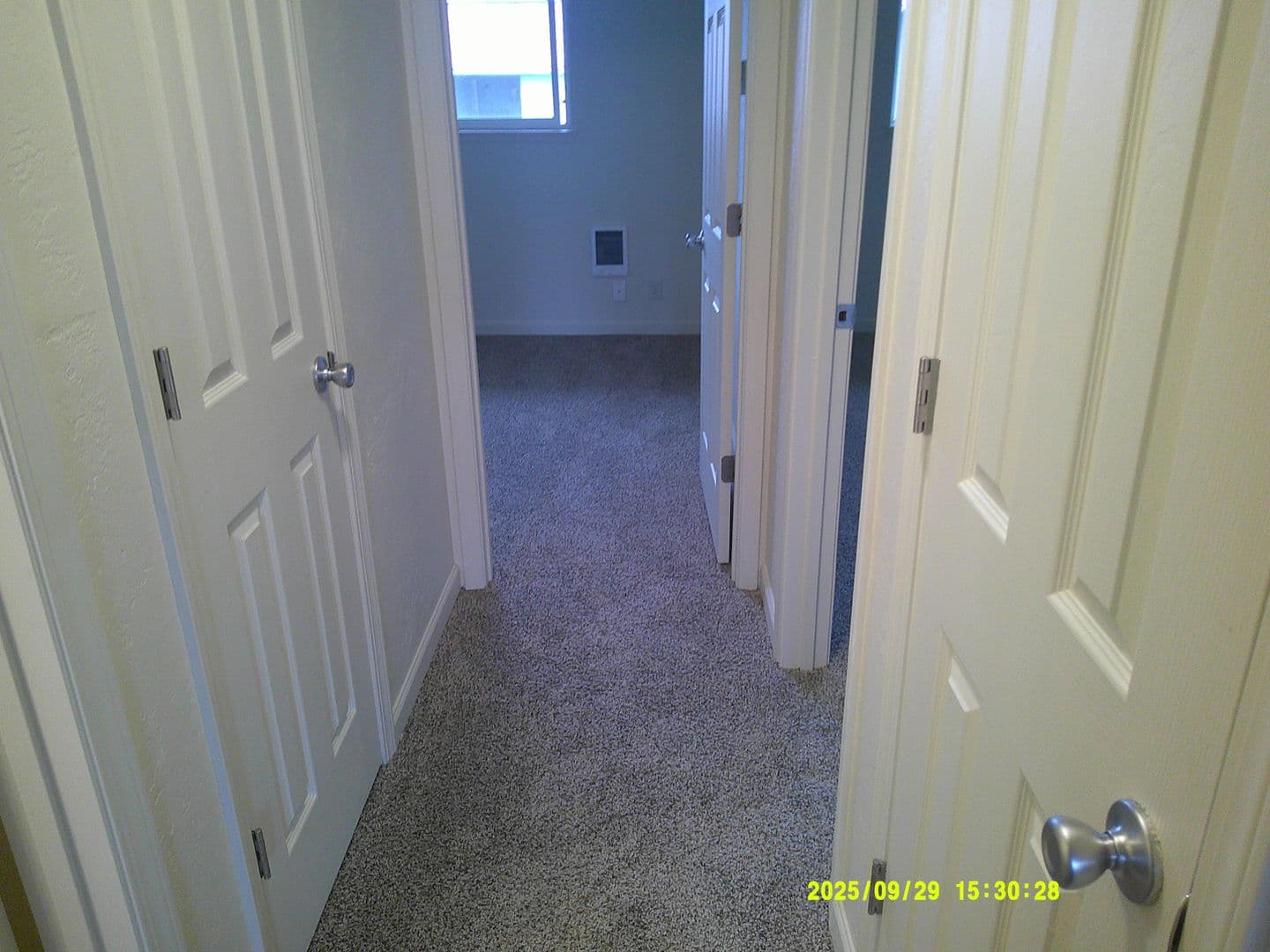 Salem Apartment: 1253 Royvonne Ave. SE