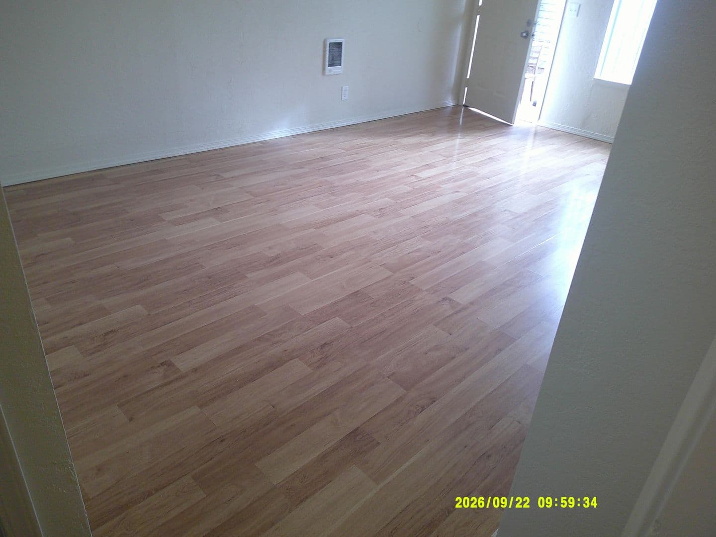 Salem Apartment: 1253 Royvonne Ave. SE