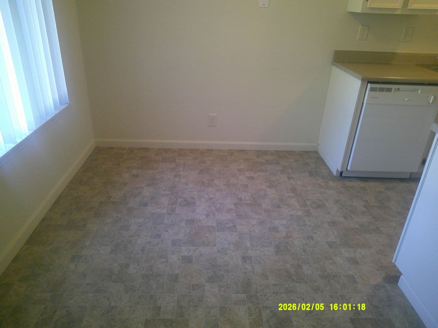 Salem Apartment: 1253 Royvonne Ave. SE