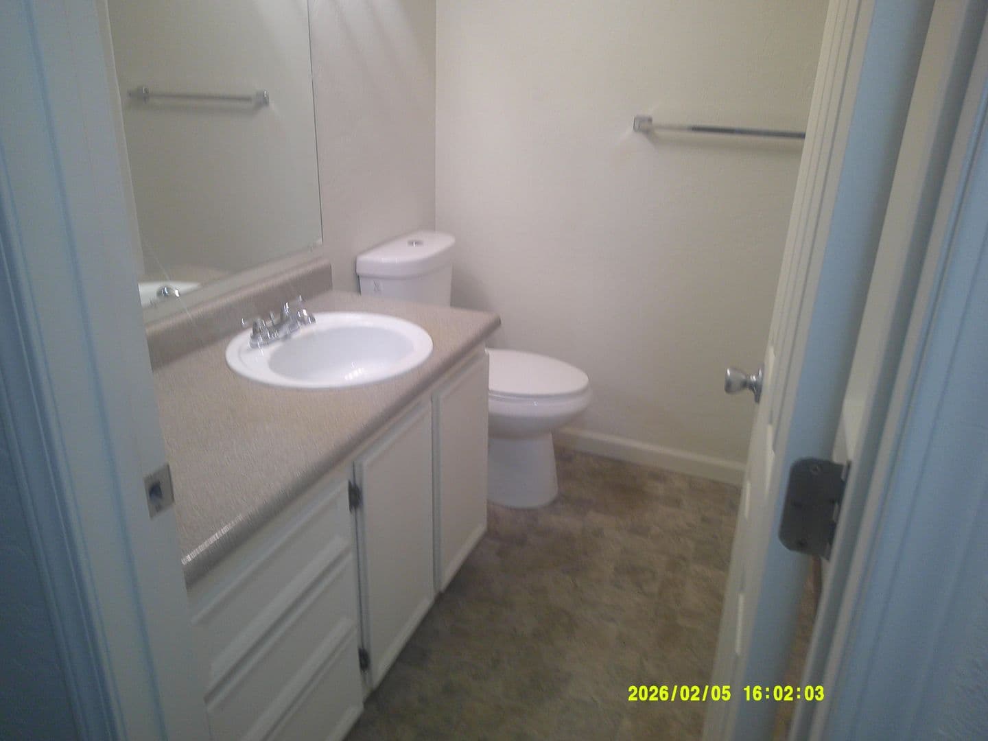 Salem Apartment: 1253 Royvonne Ave. SE