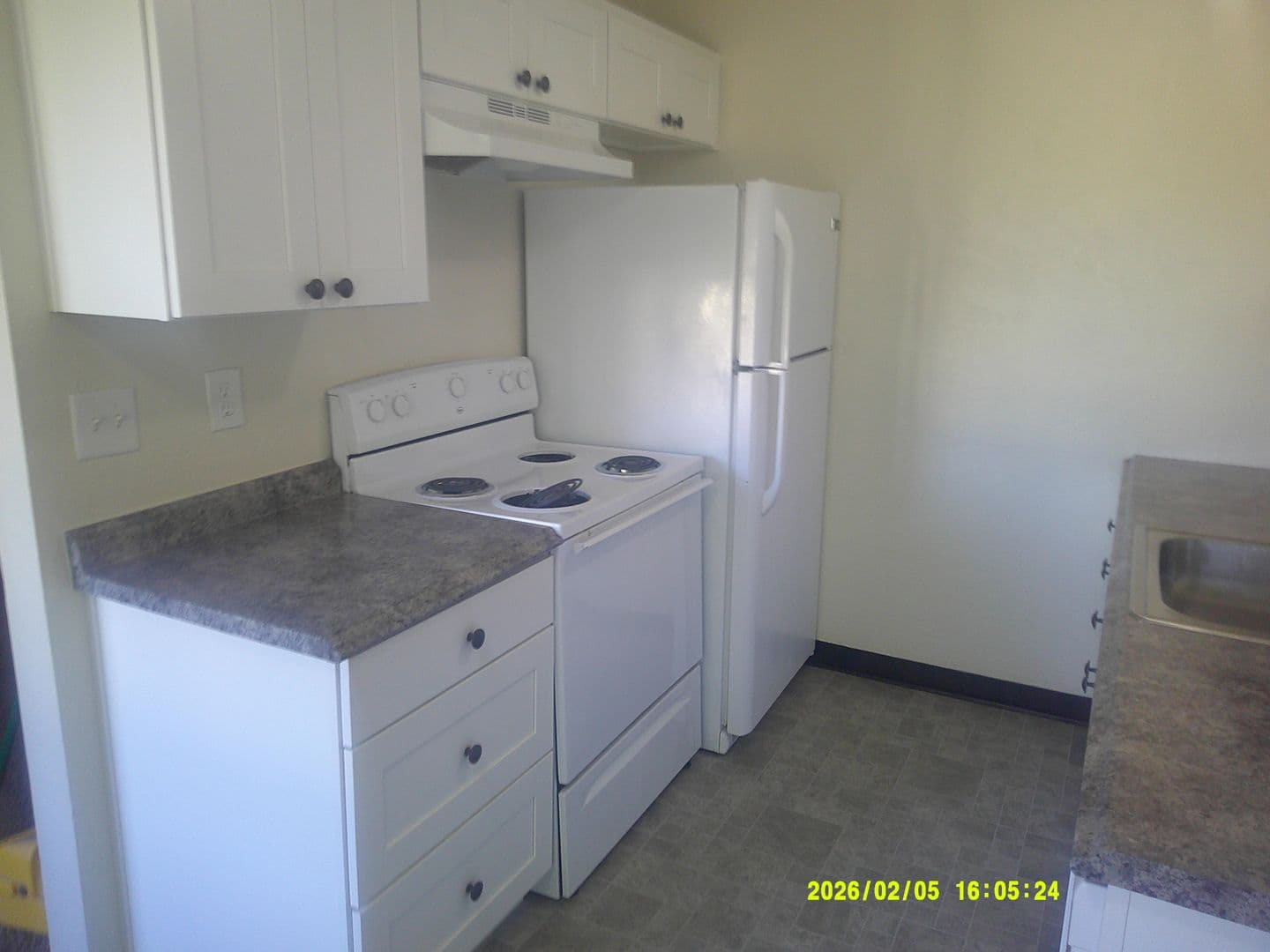 Salem Apartment: 1253 Royvonne Ave. SE