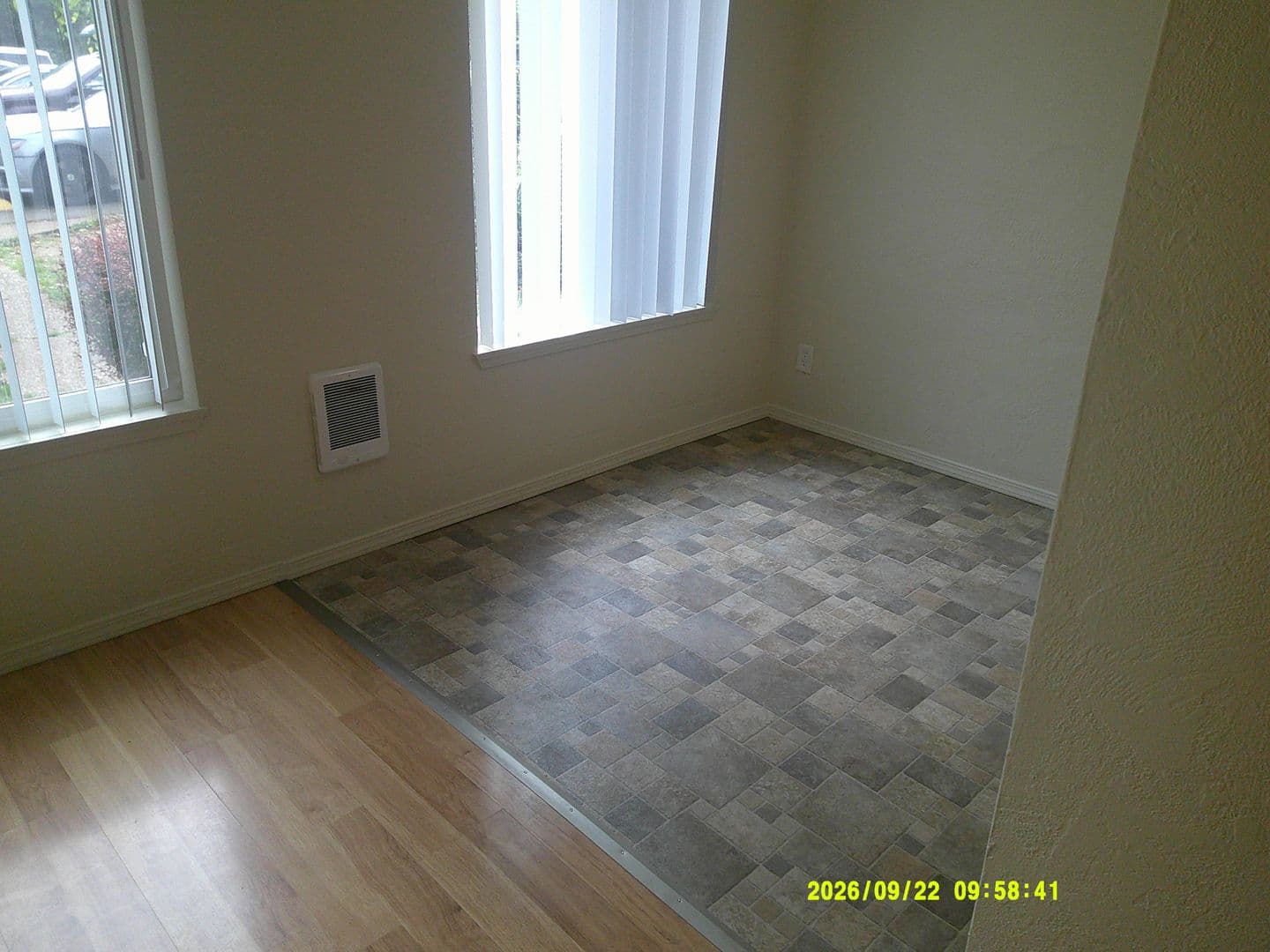 Salem Apartment: 1253 Royvonne Ave. SE