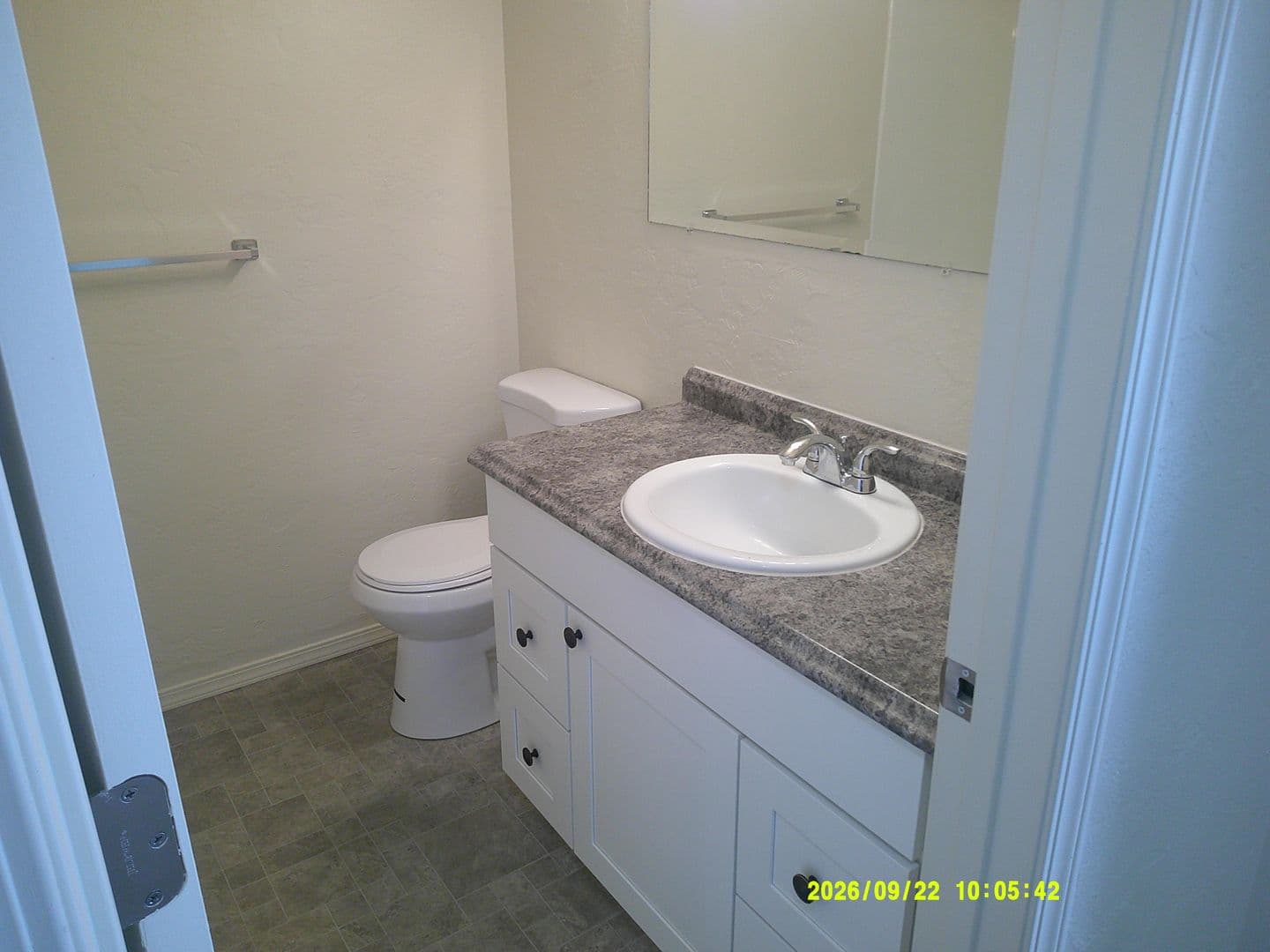 Salem Apartment: 1253 Royvonne Ave. SE