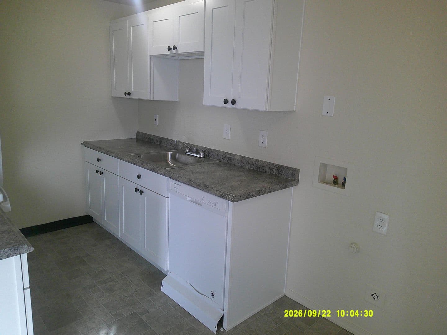 Salem Apartment: 1253 Royvonne Ave. SE