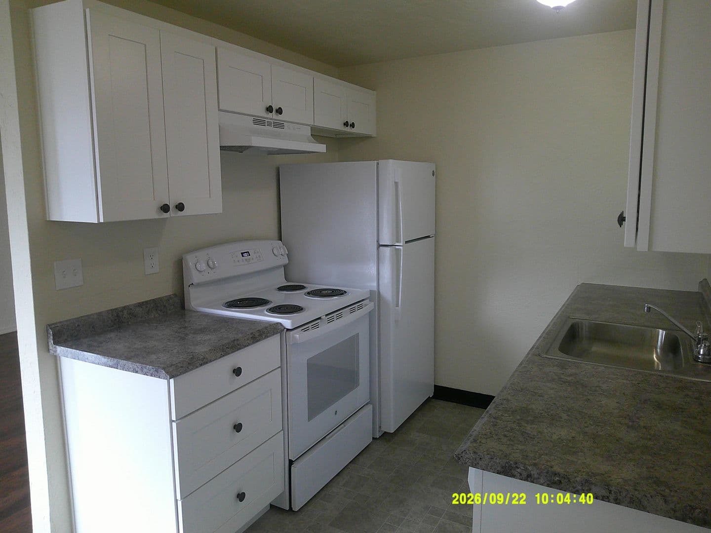 Salem Apartment: 1253 Royvonne Ave. SE