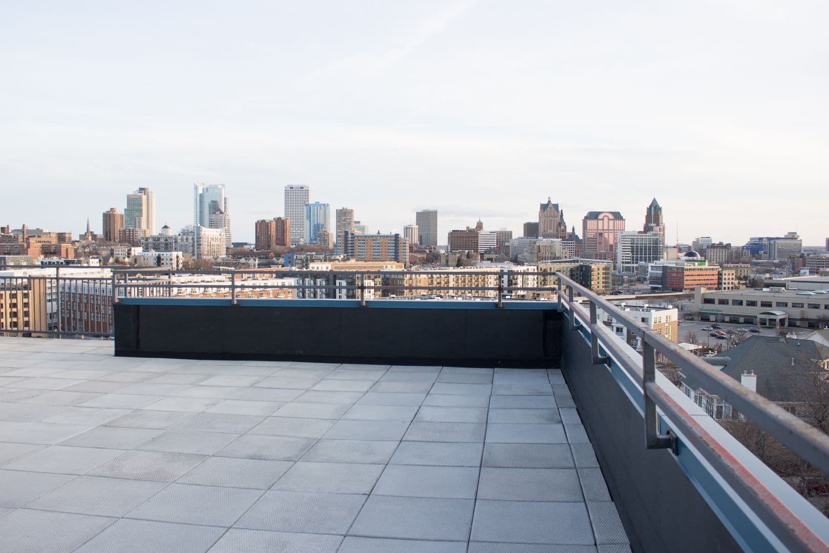 Milwaukee Apartment: 1830 N Hubbard Street